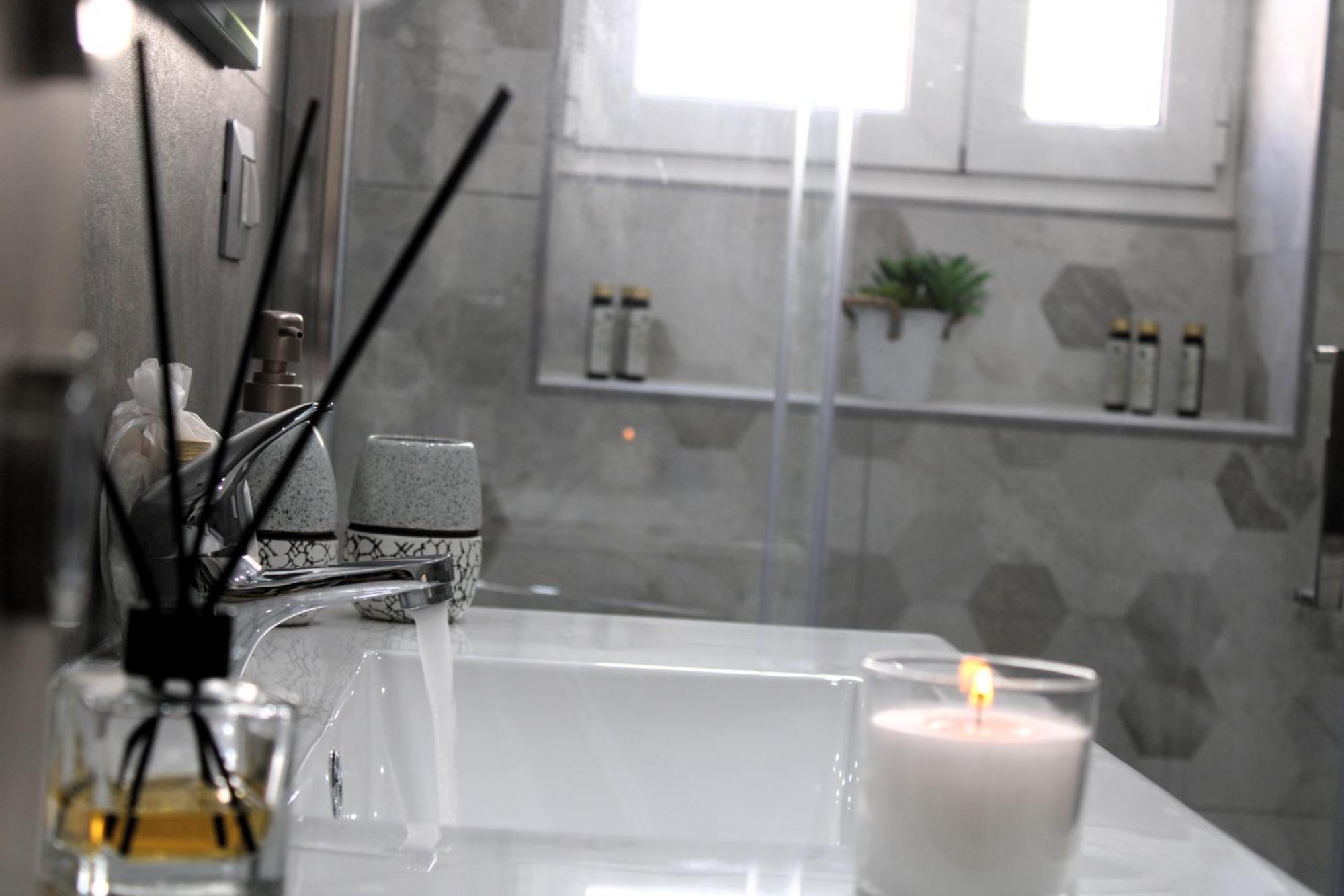 Midos Home Syracuse Bagian luar foto
