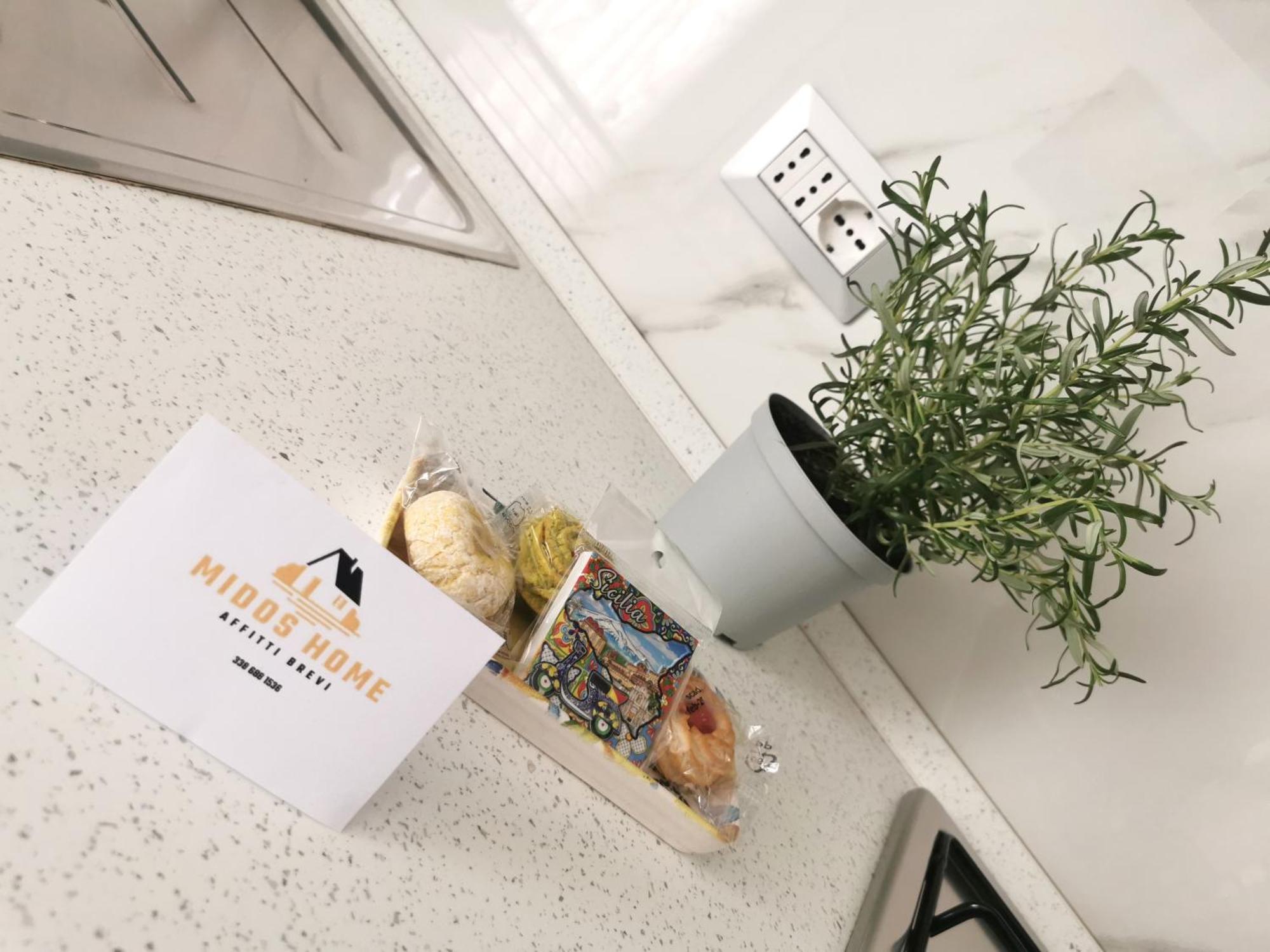 Midos Home Syracuse Bagian luar foto